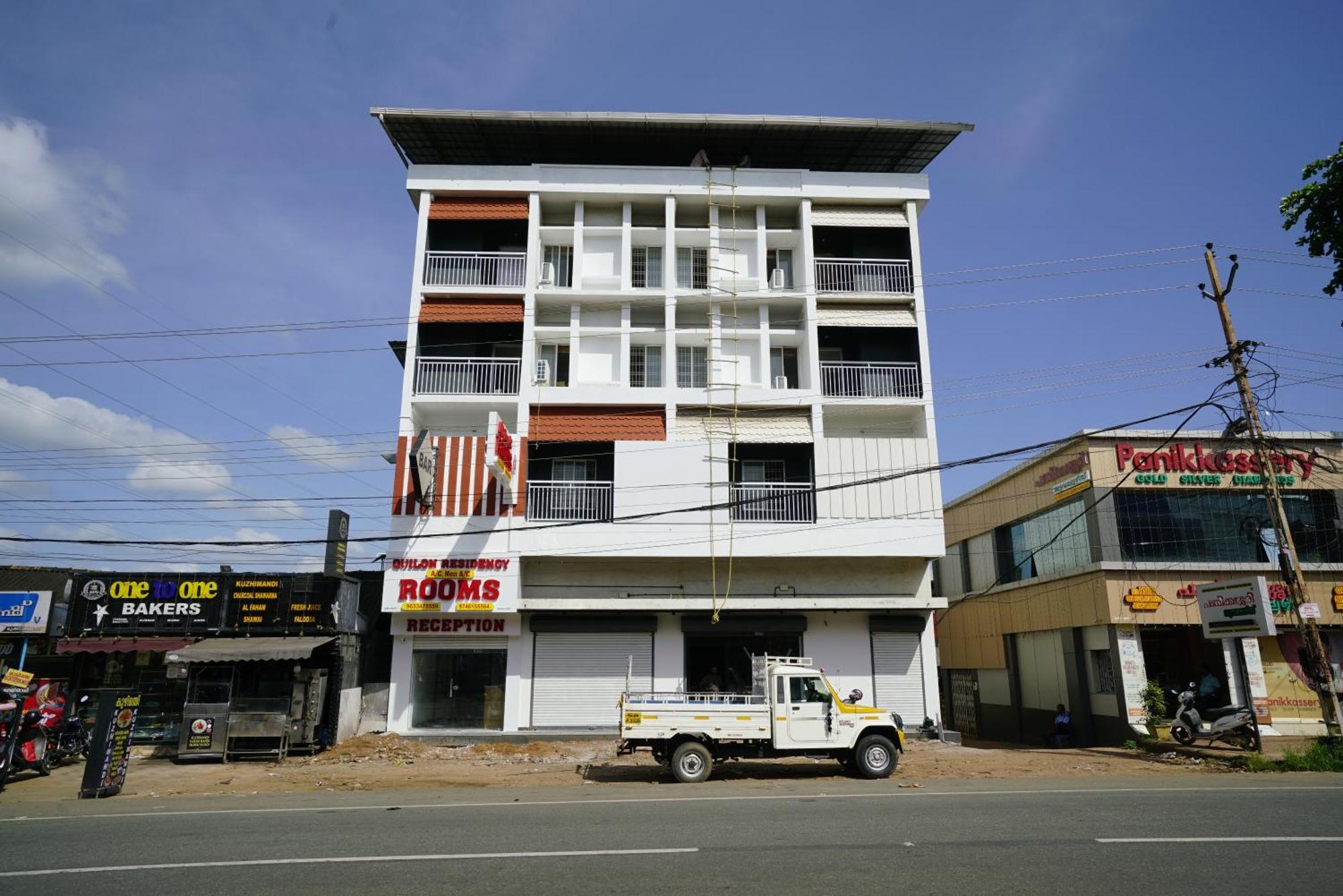 Quilon Residency Kundara Ξενοδοχείο Perumanseri Εξωτερικό φωτογραφία
